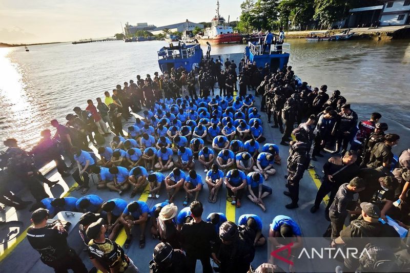 Sepekan, Dirut Allo Bank dicekal hingga pengusutan pembubaran retret
