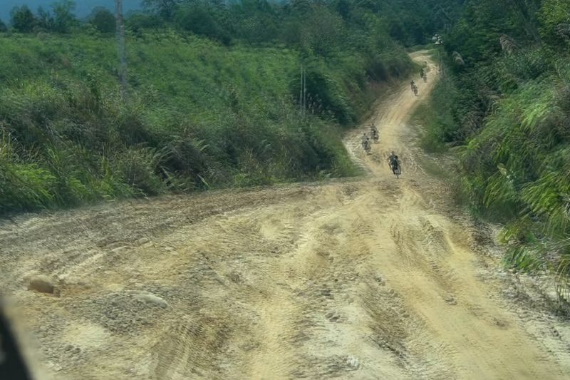 220-kilometer-jalan-perbatasan-negara-di-krayan-butuh-perbaikan