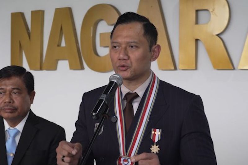 menko-ahy-pemerintah-tertibkan-kendaraan-muatan-berlebih-pada-2026