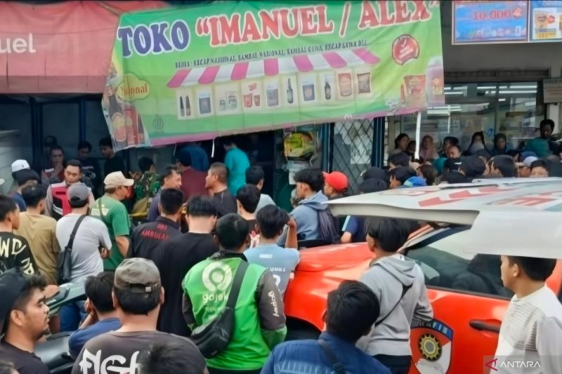 polisi-masih-selidiki-penyebab-tewasnya-pemilik-warung-di-bekasi