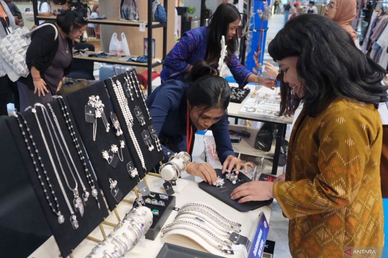 ketahui-keuntungan-dan-kekurangan-berinvestasi-perak