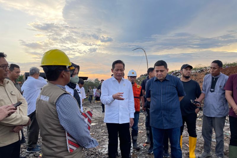 KLH akan lakukan pemantauan bulanan kinerja pengelolaan sampah daerah