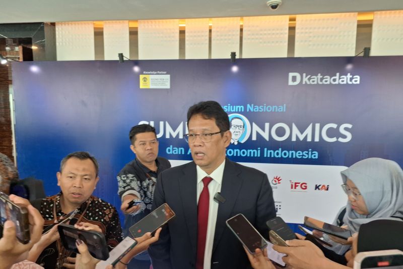 ketua-lps-ri-perlu-optimalkan-fiskal-dan-swasta-demi-tumbuh-8-persen