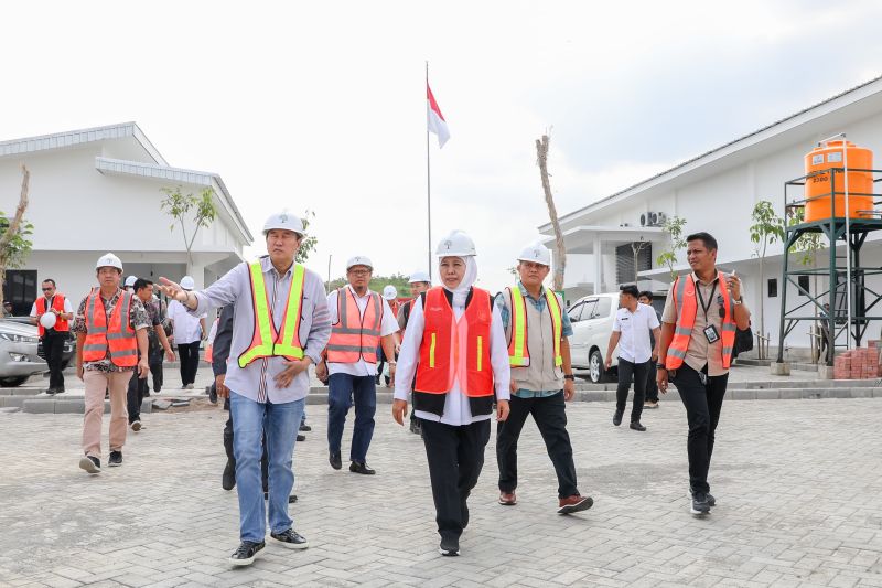 khofifah-ajak-masyarakat-cerdas-berinvestasi-di-era-digital