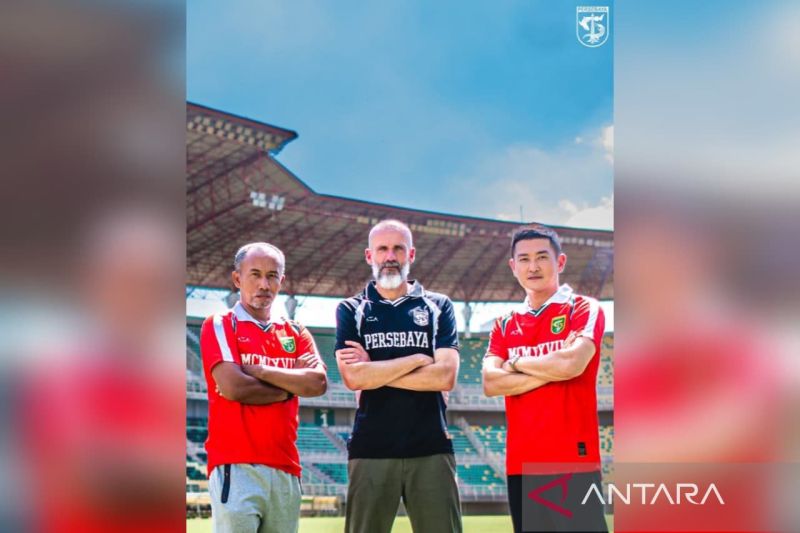 Persebaya umumkan komposisi pelatih musim 2025/2026