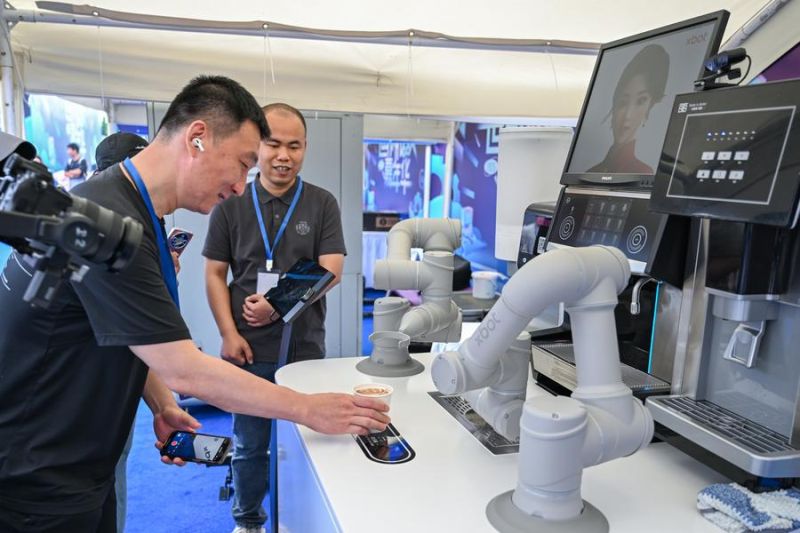 Karnaval robot di China suguhkan kehidupan yang didukung teknologi