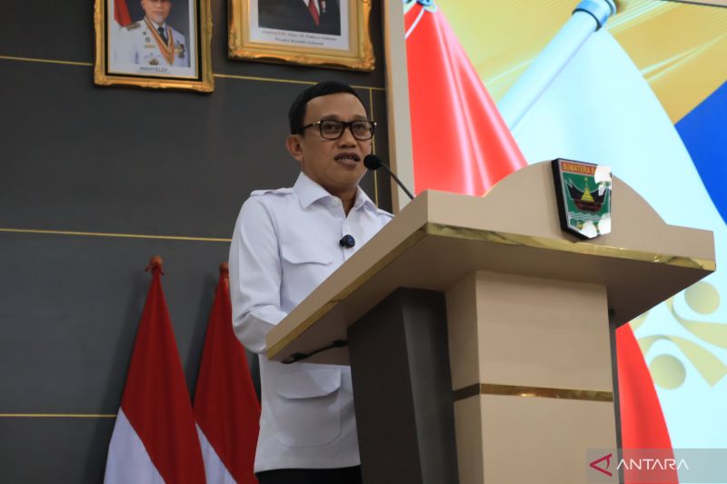 menteri-p2mi-bekerja-keluar-negeri-solusi-atasi-keterbatasan-lowongan
