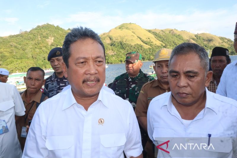 target-produksi-garam-k-sign-di-rote-ndao-ntt-bisa-capai-lima-juta-ton