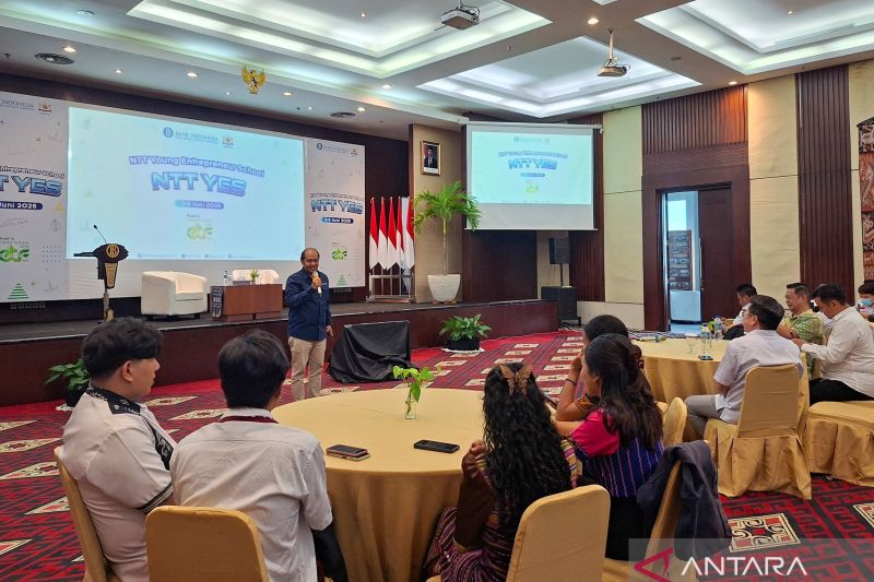 bi-dan-kadin-menggelar-kelas-pelatihan-bagi-25-wirausahawan-muda-ntt