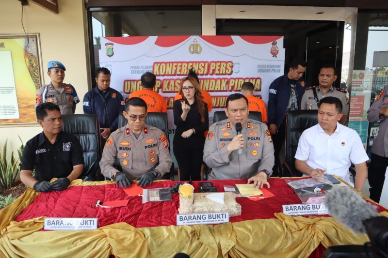 polisi-tangkap-tiga-pria-terlibat-jaringan-judi-online-di-jakut