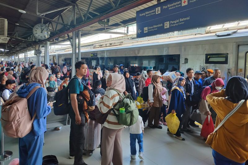kai-diskon-tiket-30-persen-ka-ekonomi-non-subsidi-demi-pacu-ekonomi