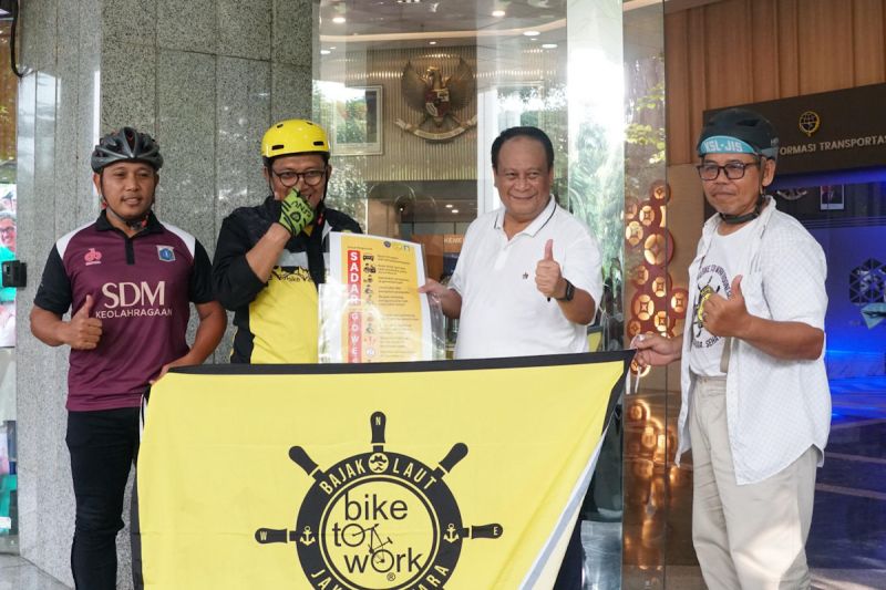 kemenhub-tekankan-pentingnya-keselamatan-bersepeda-dalam-transportasi