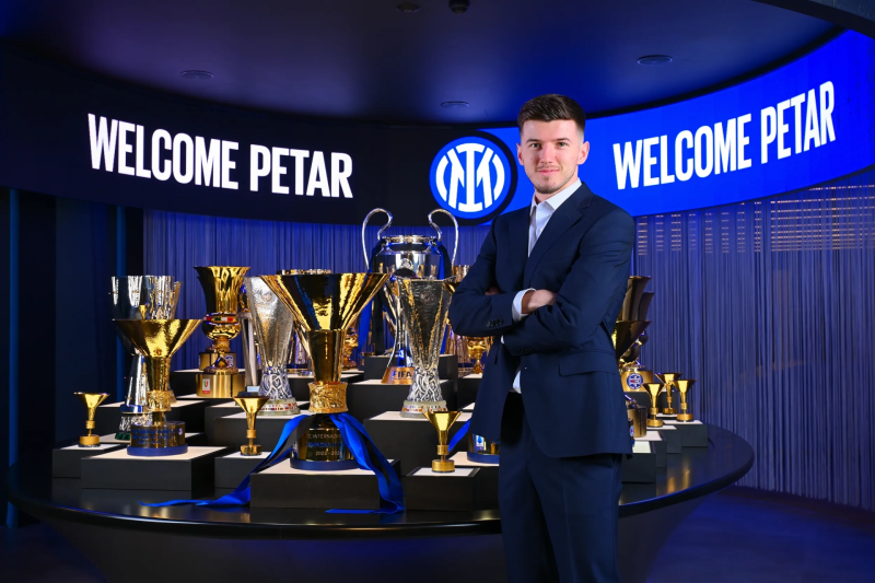 Inter Milan datangkan gelandang Petar Sucic dari Dinamo Zagreb