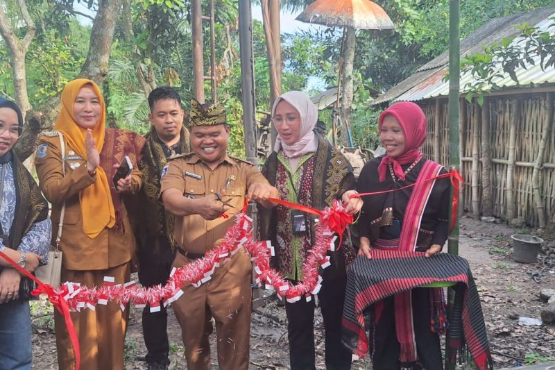 brins-pnm-bangun-sumur-bor-dan-penampungan-air-bersih-di-lombok-tengah