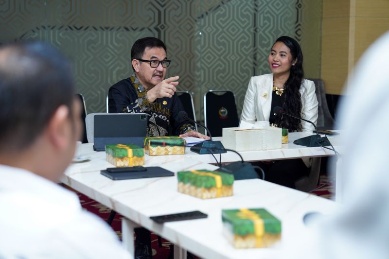 pemprov-sulsel-dan-oceva-indonesia-membangun-pabrik-rumput-laut