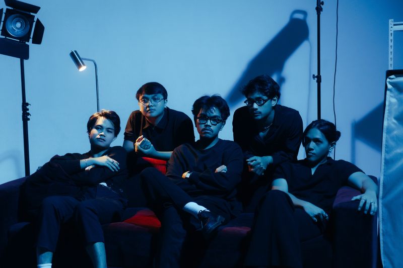 Voxxes rilis lagu untuk mereka yang menanti bertajuk "Love Song"