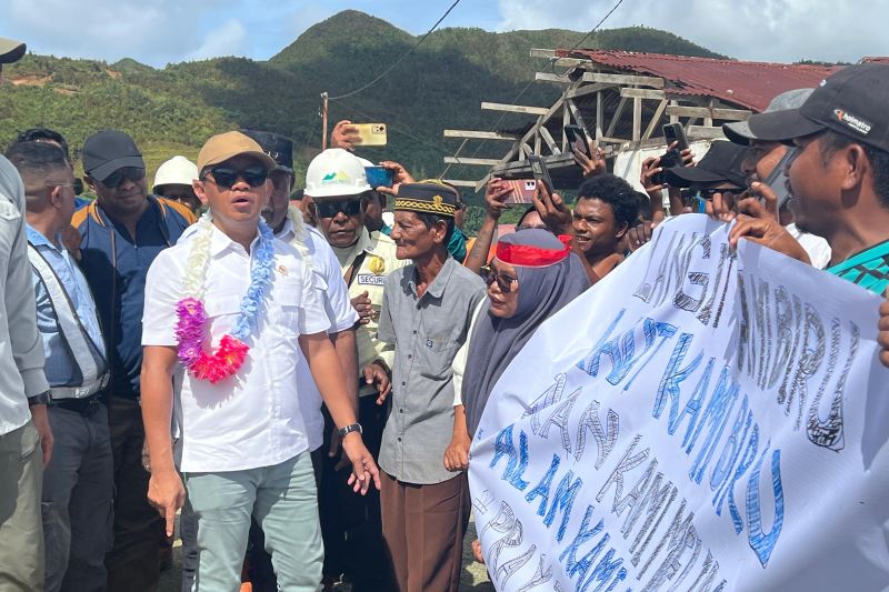 cek-tambang-di-raja-ampat-bahlil-saya-ingin-lihat-secara-objektif