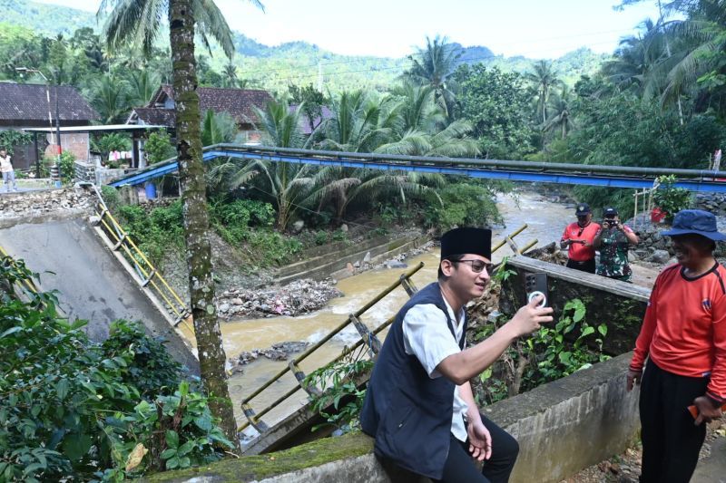 Trenggalek usulkan jembatan darurat di jalur Munjungan-Watulimo
