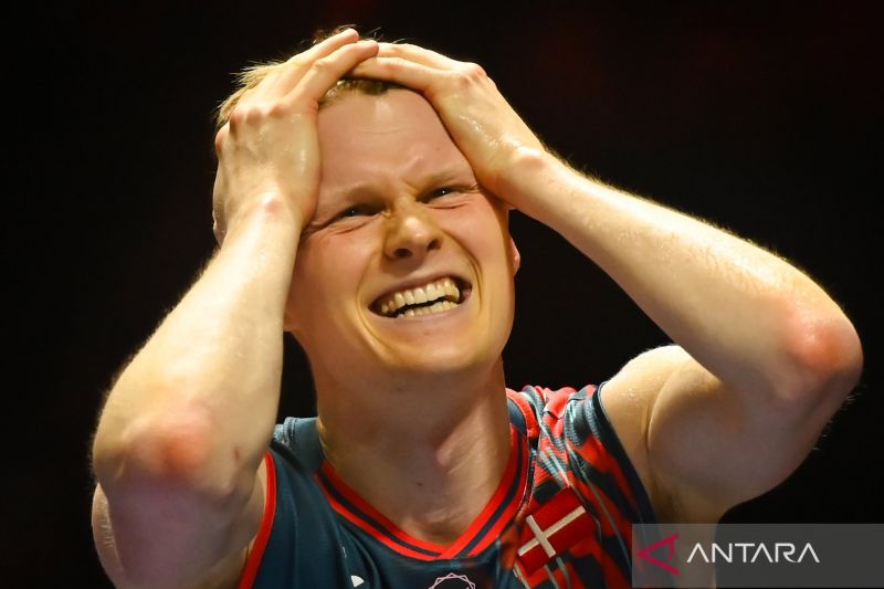 Taklukkan, Shi Yu Qi, Antonsen melaju ke final Indonesia Open 2025