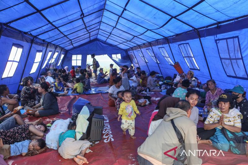 BPBD Jakarta salurkan bantuan untuk 2.000 Jiwa pengungsi korban kebakaran Kapuk Muara