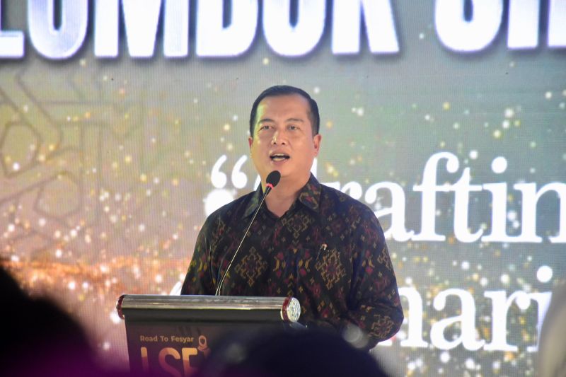 gubernur-ntb-sebut-ekonomi-syariah-bisa-ungkit-industri-fesyen-wisata