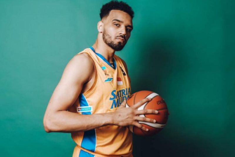 Amine Noua optimistis membawa Satria Muda juara IBL 2025