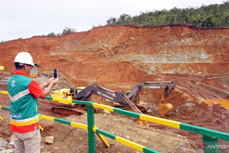 Kementerian ESDM masih hentikan sementara operasional PT GAG Nikel