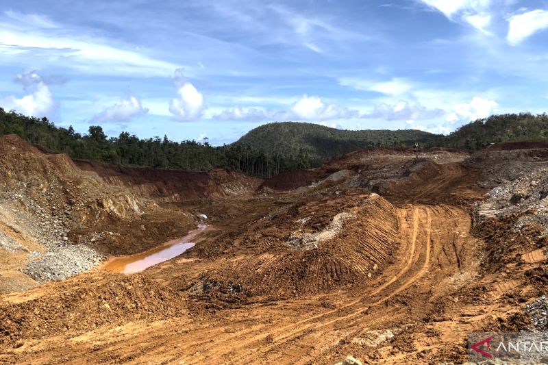 kementerian-esdm-rilis-lima-pulau-di-raja-ampat-jadi-lokasi-tambang