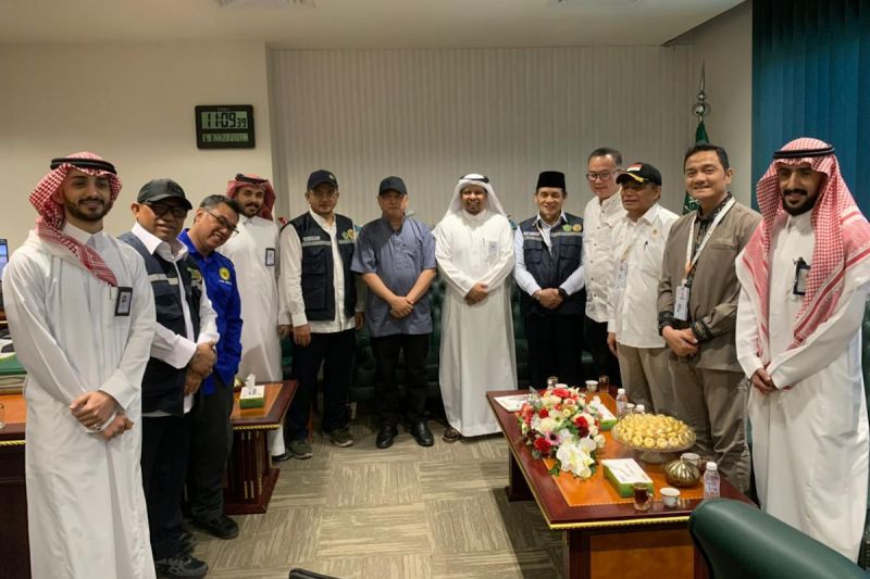 ri-arab-saudi-bahas-penggunaan-bandara-taif-untuk-haji-dan-umrah