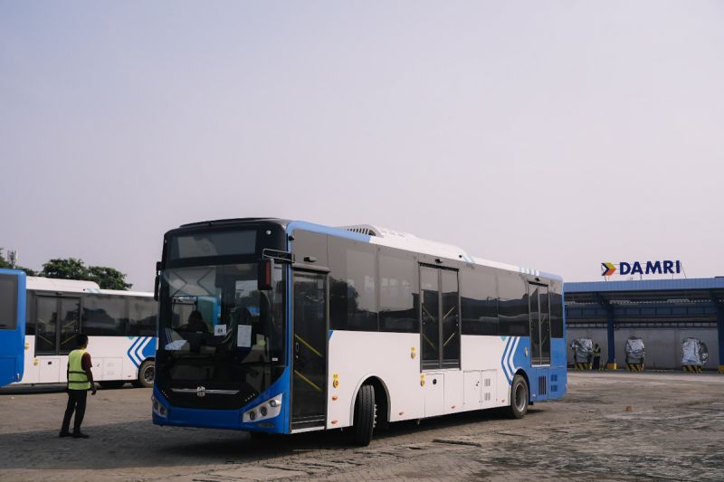 damri-70-bus-listrik-asal-china-tiba-untuk-dioperasikan-akhir-juni