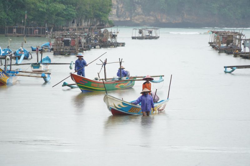 kkp-sebut-77-ribu-pelaku-usaha-perikanan-dapat-kredit-rp185-triliun