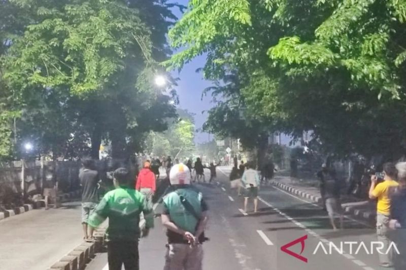 satu-tewas-polisi-kejar-pelaku-tawuran-di-pasar-rebo