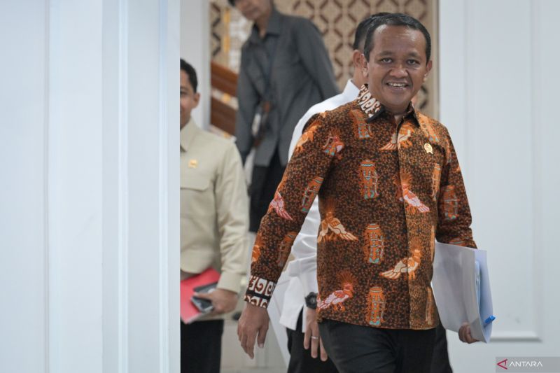 Hoaks! Video Bahlil ditangkap polisi saat memberikan keterangan pers