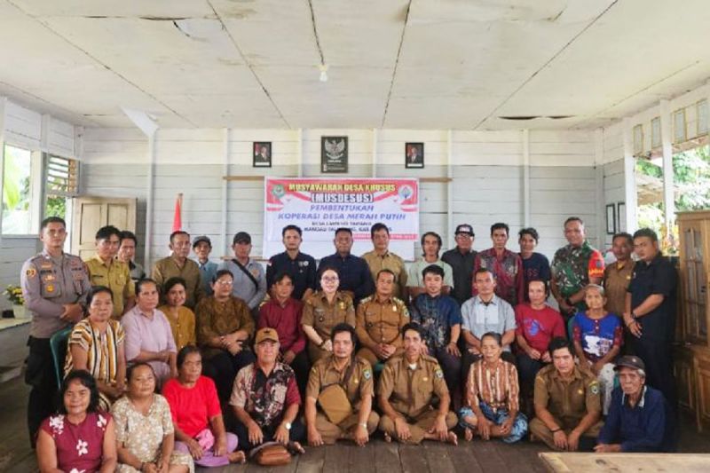 222-koperasi-merah-putih-terbentuk-di-kapuas