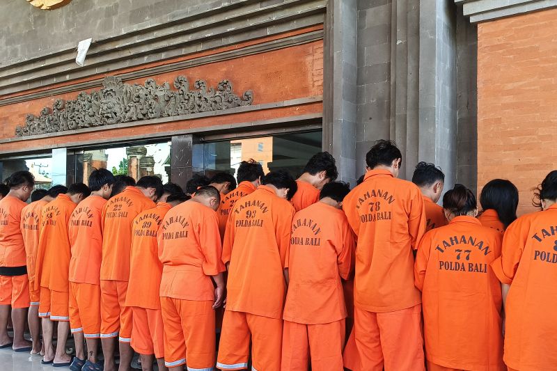 Polisi: Jaringan penipuan daring di Bali dikendalikan dari Kamboja 