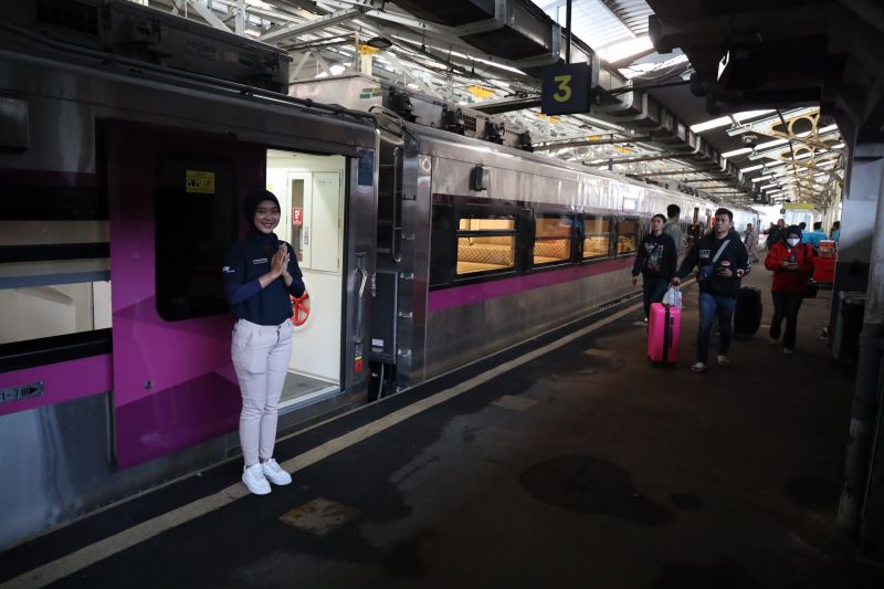jumlah-penumpang-ka-daop-2-bandung-pada-libur-idul-adha-naik-10-persen