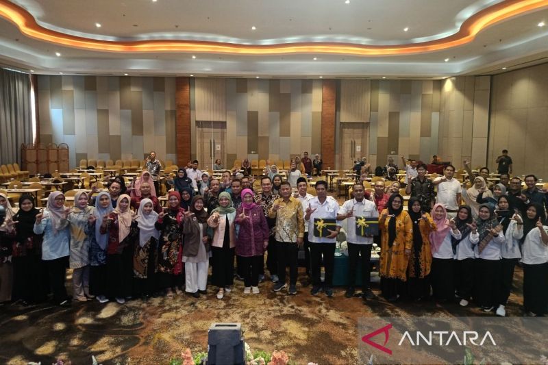 DPR dan Kemendikdasmen perkuat guru Kaltim di pembelajaran mendalam 