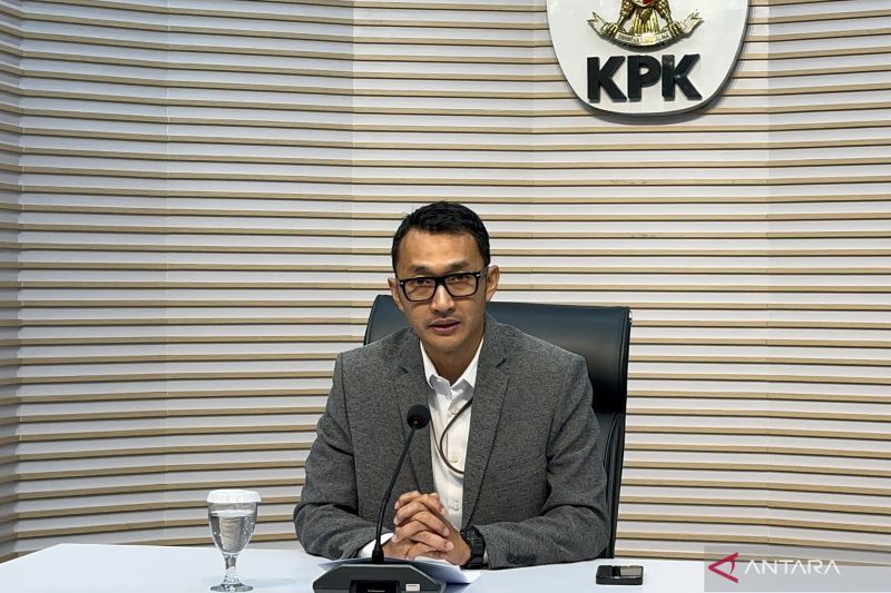 KPK usut besaran tarif tidak resmi untuk urus izin kerja TKA