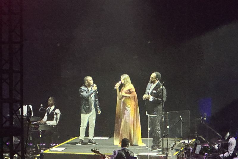 Kolaborasi spektakuler Brian McKnight, All 4 One, dan Raisa