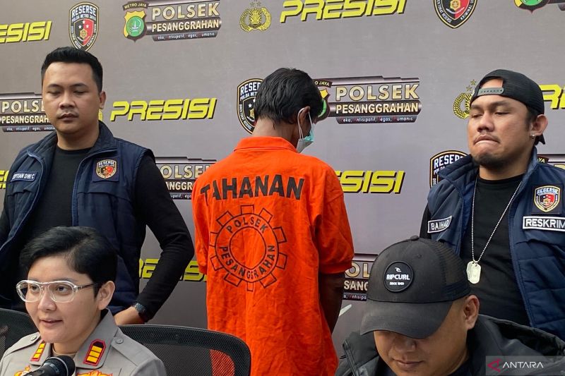 suami-pembakar-tiga-rumah-di-jaksel-dicokok-polisi