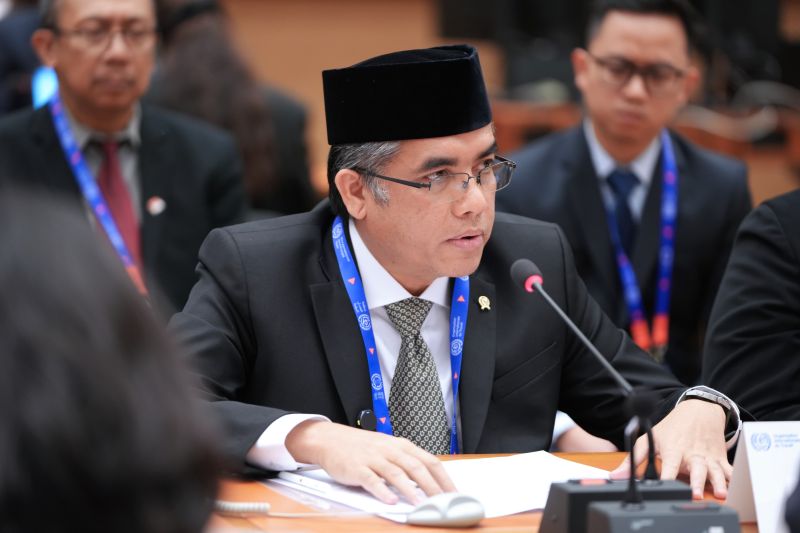 menaker-indonesia-berkomitmen-hadapi-tantangan-global-dan-kawasan