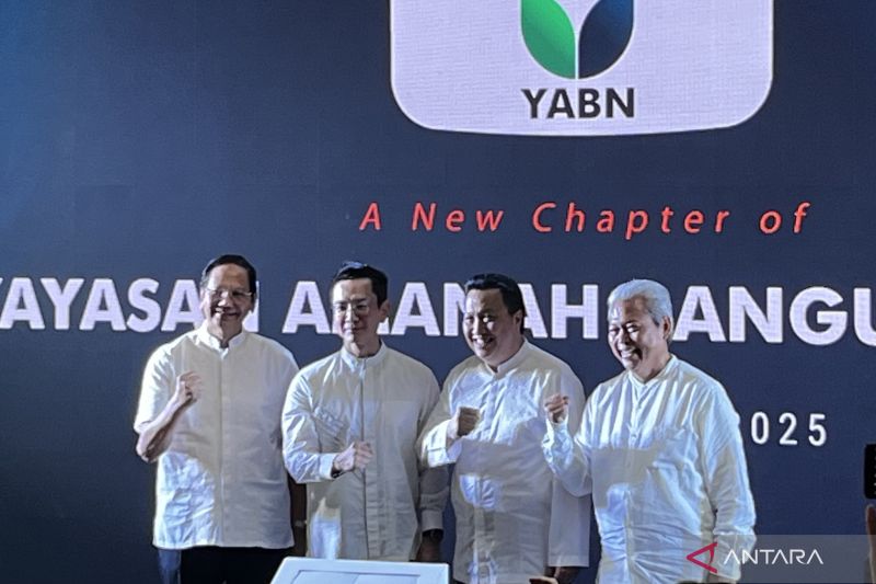 boy-thohir-meresmikan-nama-baru-yayasan-amanah-bangun-negeri
