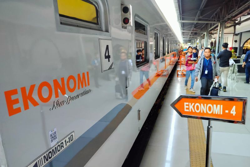 kai-sebut-14-ka-ekonomi-stainless-steel-masuk-diskon-tiket-30-persen