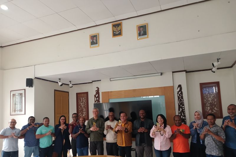 YPMAK raih tiga penghargaan tertinggi ajang CSR-PDB Award 2025