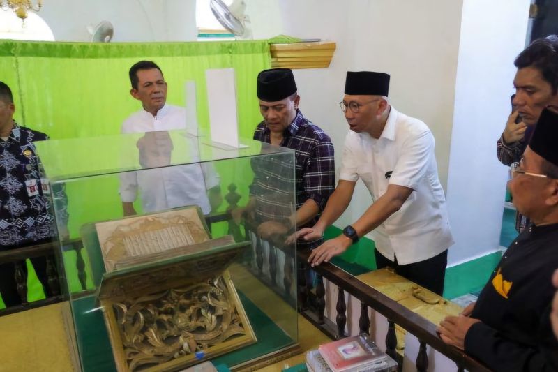 gubernur-kepri-sebut-pulau-penyengat-sebagai-jembatan-lintas-generasi