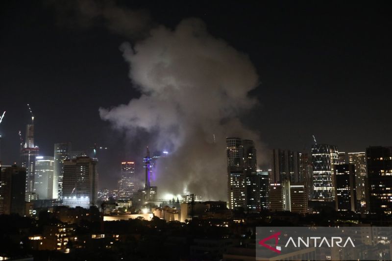 Laporan: AS bantu Israel tembak jatuh rudal Iran