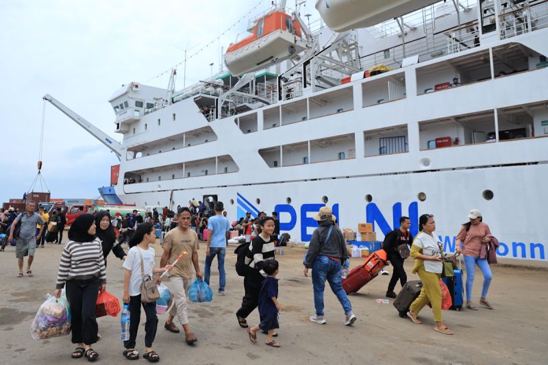 pelni-sebut-terjadi-lonjakan-penumpang-usai-diskon-tiket-50-persen
