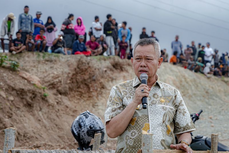 Pemkab Sigi izinkan tambang pasir di aliran sungai, ini alasannya