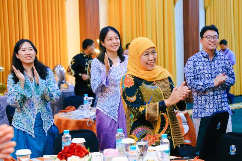 khofifah-promosikan-wisata-jatim-ke-mahasiswa-peking-university