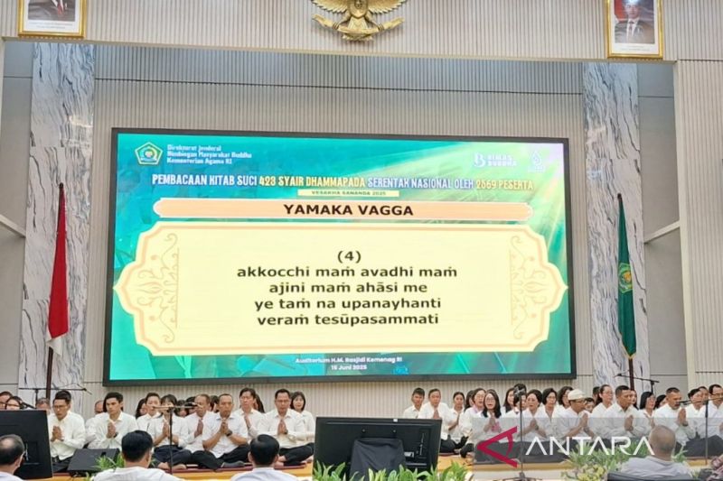 2.569 umat Buddha ikuti pembacaan kitab Dhammapada secara serentak